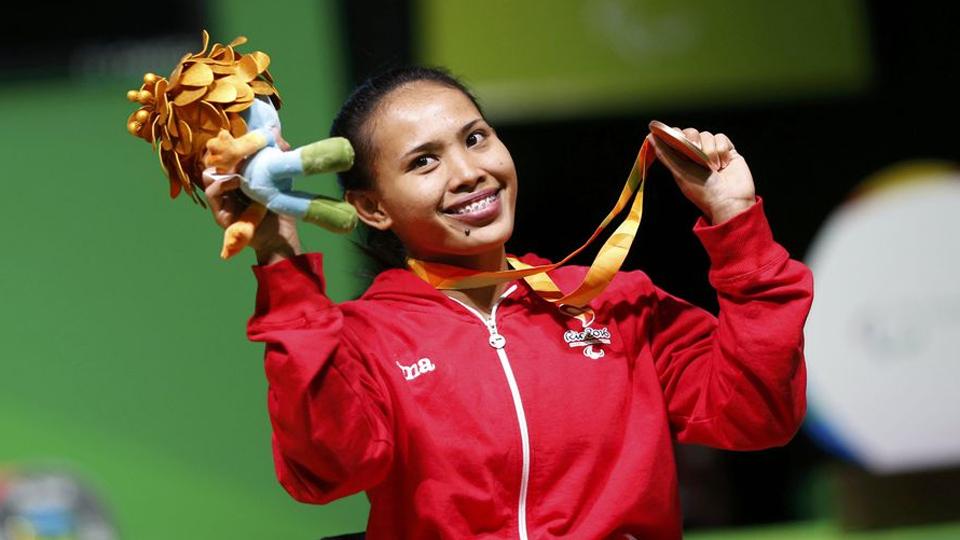 Ni Nengah Widiasih saat meraih perunggu Paralimpiade Rio de Janeiro 2016. - INDOSPORT